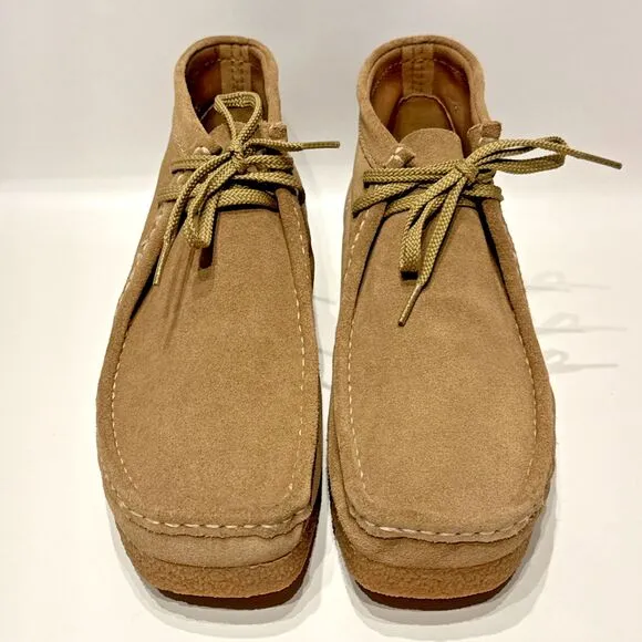 Clarks Wallabee Moccasin Chukka Boots Beige Suede Men’s Size 13M - Minimal Wear!