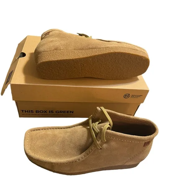 Clarks wallabee Shacre boots
