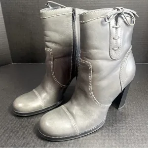 Classy Nine West Gray Bredeo Ankle Boots 5.5M approx 4” heel Beautiful