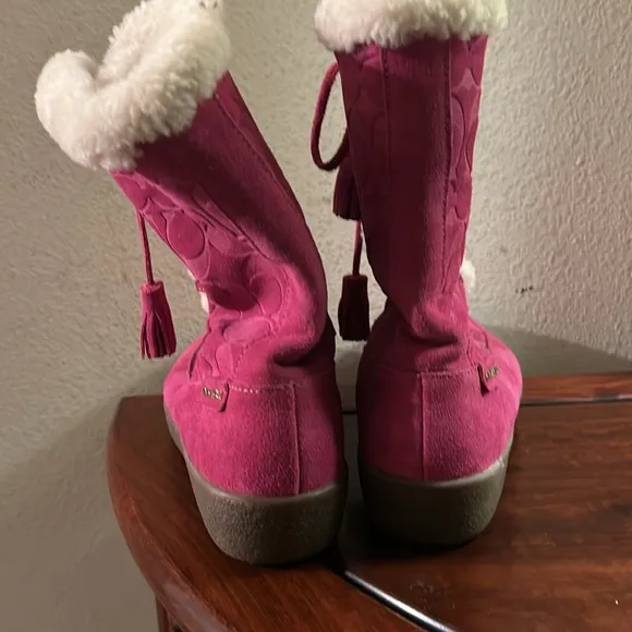 Coach Boots Sz 9.5B