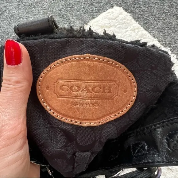 COACH Laura Black Signature Leather/Rubber Silver Hardwear Boots Lace Up Size 7