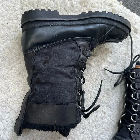 COACH Laura Black Signature Leather/Rubber Silver Hardwear Boots Lace Up Size 7