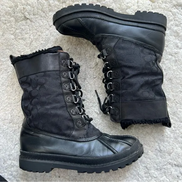 COACH Laura Black Signature Leather/Rubber Silver Hardwear Boots Lace Up Size 7