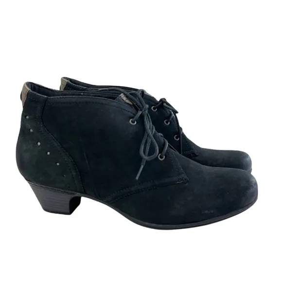 Cob Hill by New Balance Aria leather Ankle Boots size 9 wide black