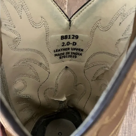 Cody James Boys’ Cowboy Boots sz 2 Youth