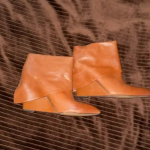 Cognac Genuine Leather Nine West Wedge Shark Boots