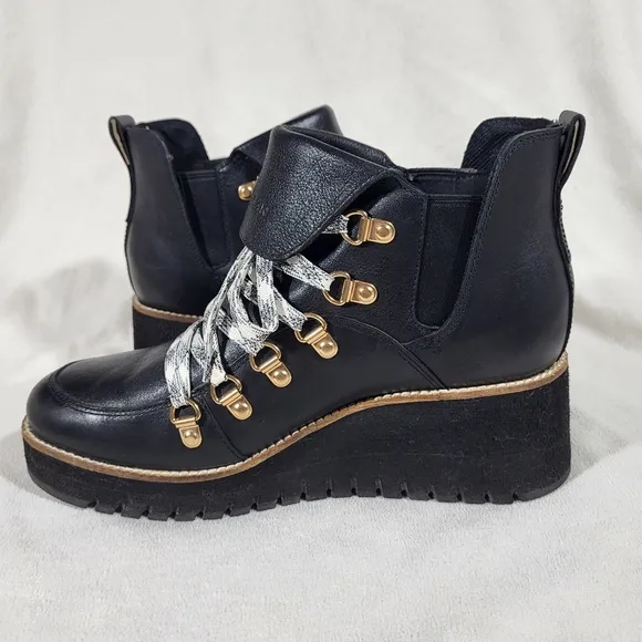 Cole Haan ZeroGrand Womens Hiker Ankle Wedge Boots 8 Waterproof Leather