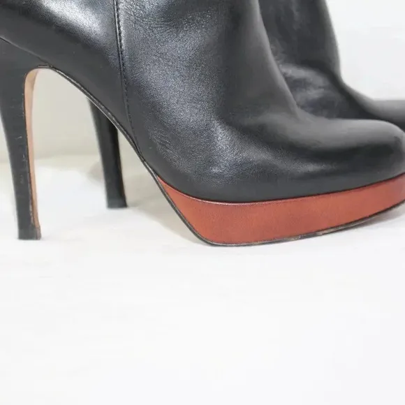 COLE HAAN ladies Heel Boots size 6B