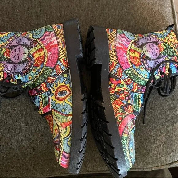 Colorful Boots Sz 10 woman’s or 8 men’s, sun/moon design, psychedelic look