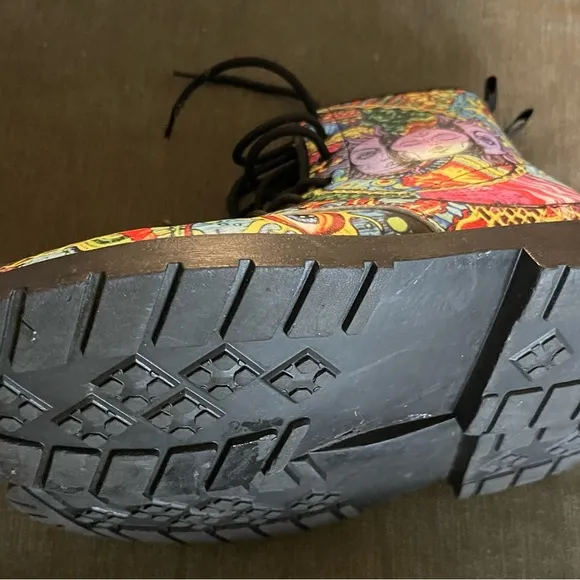 Colorful Boots Sz 10 woman’s or 8 men’s, sun/moon design, psychedelic look