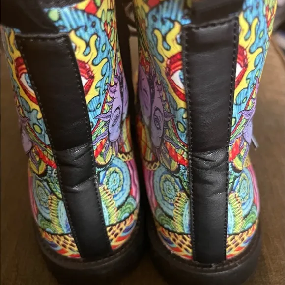 Colorful Boots Sz 10 woman’s or 8 men’s, sun/moon design, psychedelic look