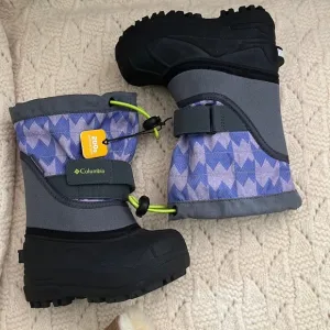 Columbia kids winter waterproof thermal boots with removable insulation 7