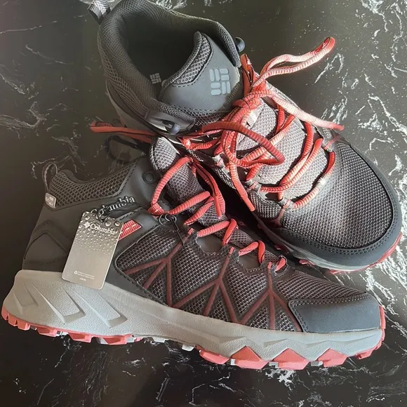🥾Columbia Peakfreak™ II Mid Outdry™ Women’s Boots-9-Dark Grey/ Coral-NWT