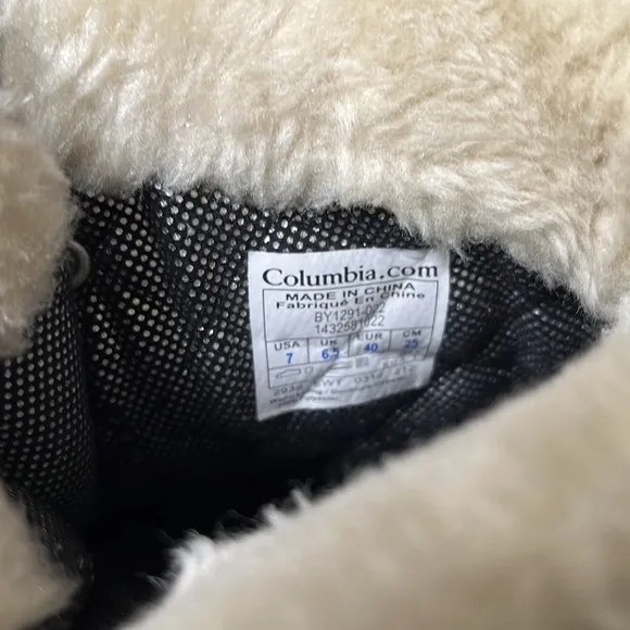 Columbia Women’s Bugaboot Omni Heat Winter Snow Boots