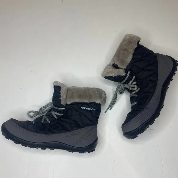 Columbia Youth size 4 Minx Shorty Omni heat waterproof-K snow boot in black/grey