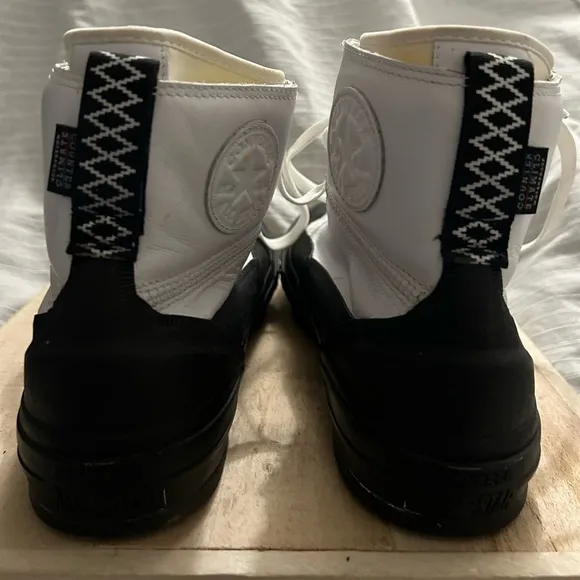 Converse Chuck Taylor All Star Tekoa Hi Snow boots Men’s White Black Size 10