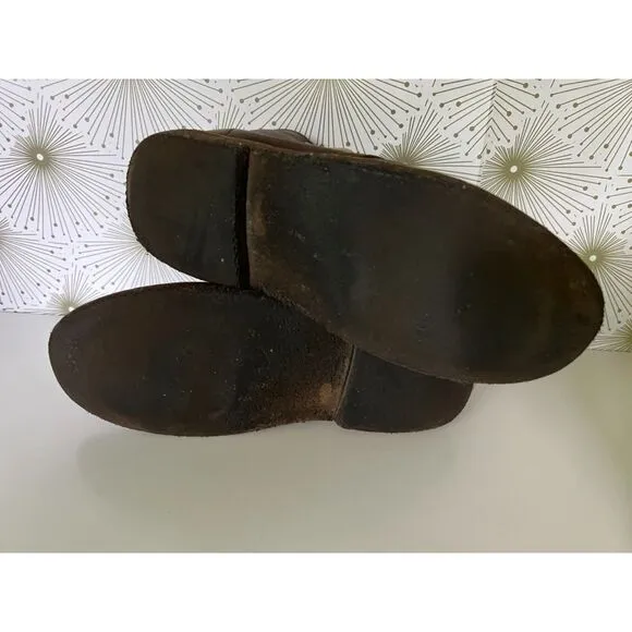 COPY - Clark's Originals women's Chukka boots in dark brown leather. Size 8.