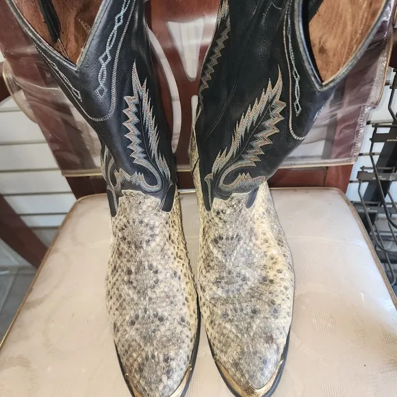 COPY - Tony Lama Black and Tan Cowboy Boots