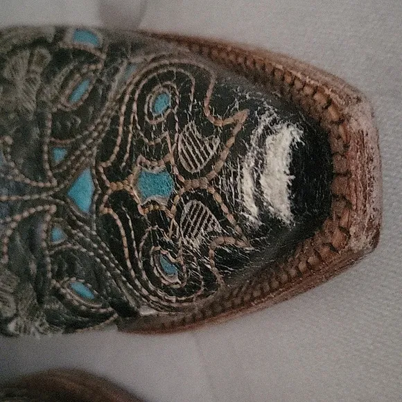 Corral boots turquoise and black, distressed size 8.5