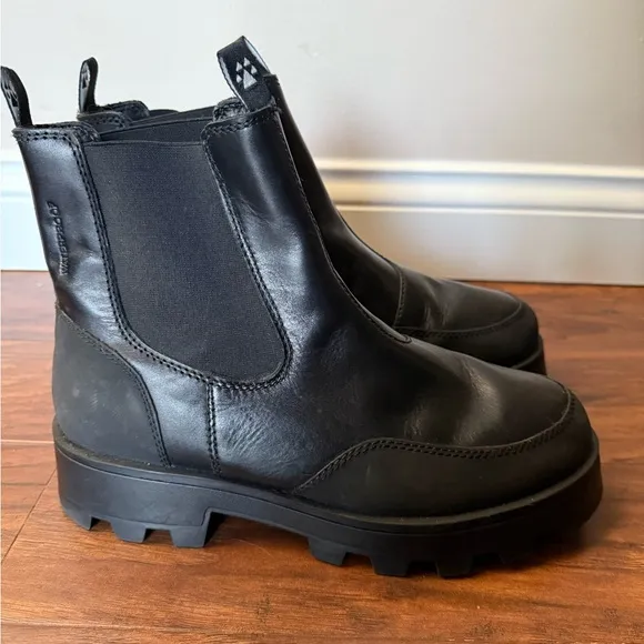 Cougar Shani Leather Waterproof Snow Boots, Black Chunky Chelsea Boots-Size 10