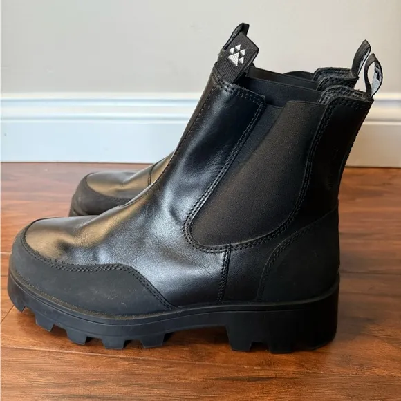 Cougar Shani Leather Waterproof Snow Boots, Black Chunky Chelsea Boots-Size 10