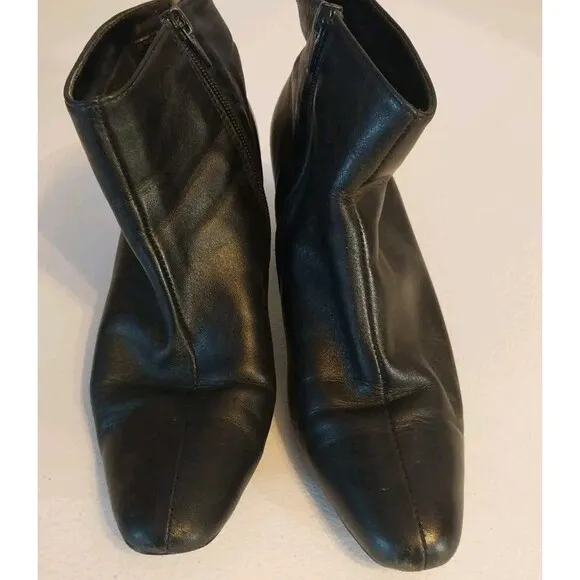 Coup D'Etat LTD Boots Sz 7W Black Leather Chunky Cat Heel Side Zip Pointed Toe