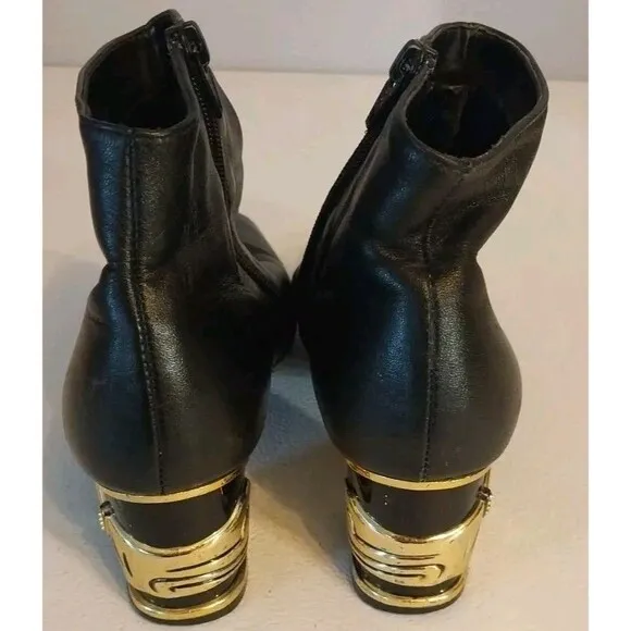 Coup D'Etat LTD Boots Sz 7W Black Leather Chunky Cat Heel Side Zip Pointed Toe