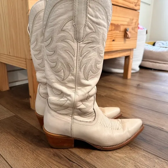 Cream Western Leather Boots