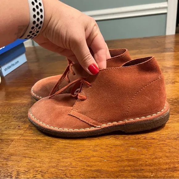 Crewcuts Kids' 1990 MacAlister boots in suede chukka made in Italy size J2