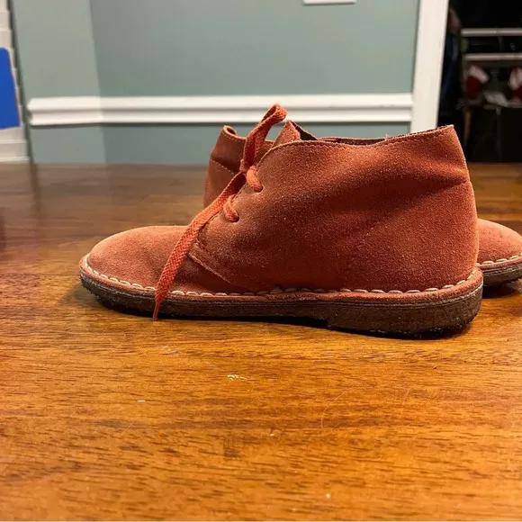 Crewcuts Kids' 1990 MacAlister boots in suede chukka made in Italy size J2