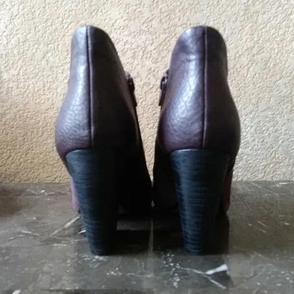 Crown Vintage Suede Leather Ankle Boots Sz 9.5 NWOB