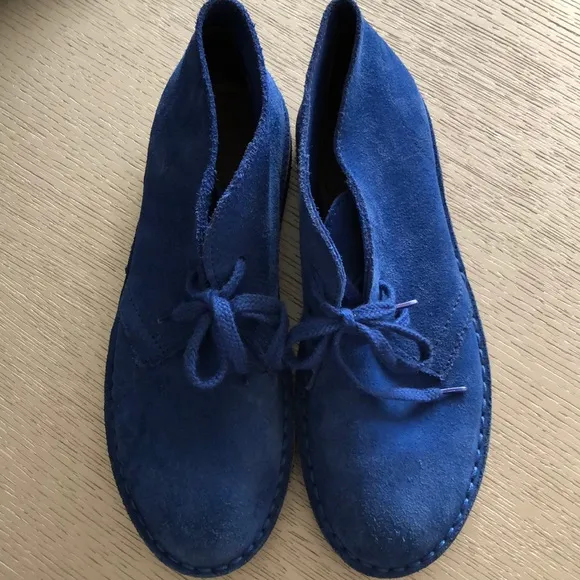 CuteCrew kids blue boots suede size 4