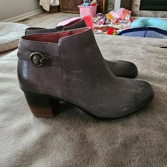Dansko Perry Waterproof Ankle Boots.