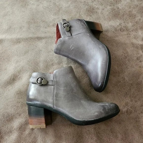 Dansko Perry Waterproof Ankle Boots.