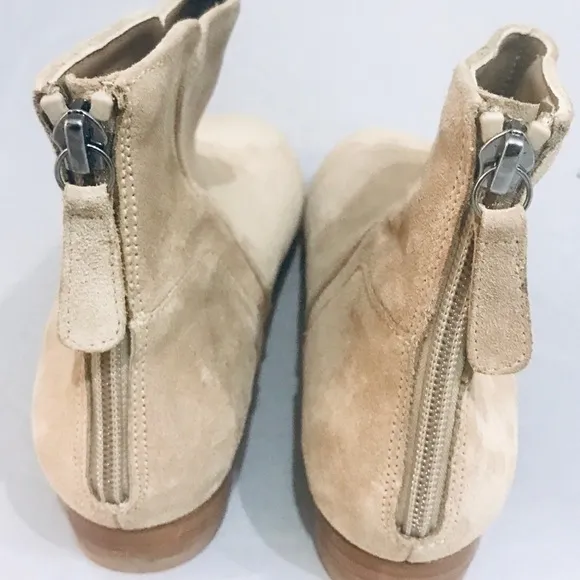 Delman suede beige boots