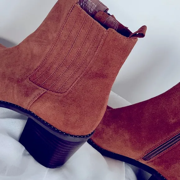 🆕Deltan Ankle Boots.   NWT   000AJ