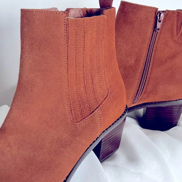 🆕Deltan Ankle Boots.   NWT   000AJ