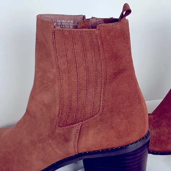🆕Deltan Ankle Boots.   NWT   000AJ