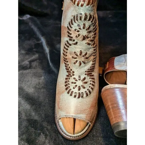 Denver boots leather Open toe heel. Style Leonere. Size 8
