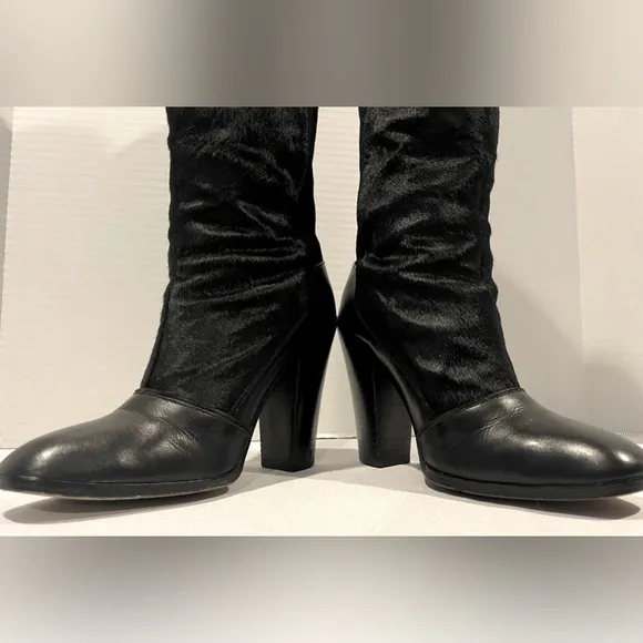 DEREK LAM 10 CROSBY Carmen Black Calf Hair Suede Leather Heeled Boot Womens 7