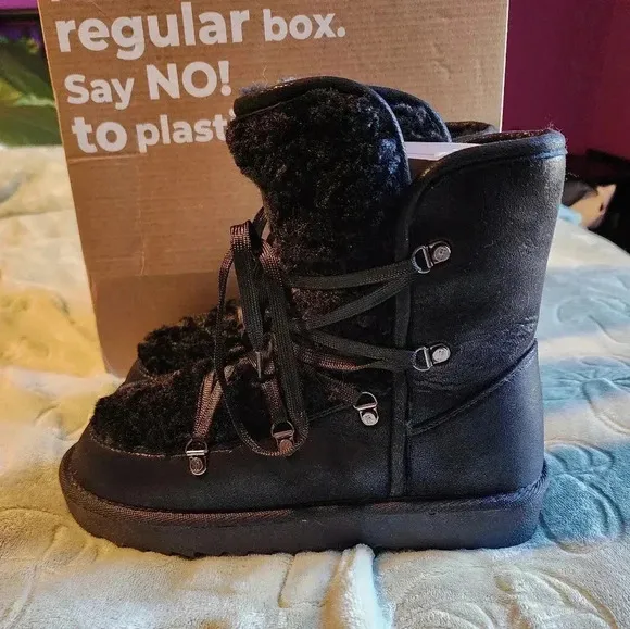 D.Franklin Snow Boots Size EU 38 / US 7 Napatec Plush Black Faux Fur Lined NIB