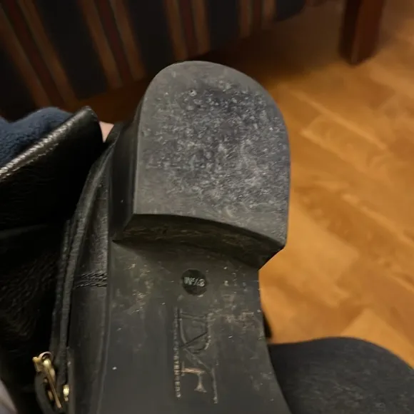 Diane Von Fürstenberg boots !!!!FIRM