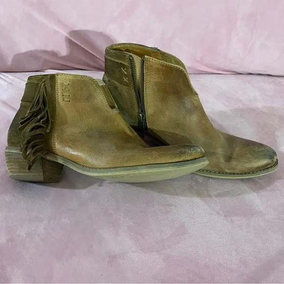 Diba True Pony Up Leather Fringe Ankle Boots Women's 8 Western Rodeo Low Heeled