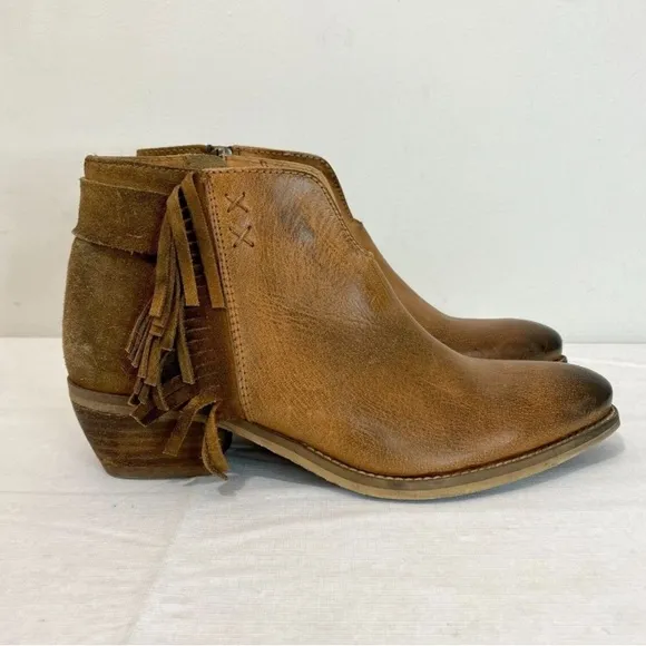 Diba True Pony Up Leather Fringe Ankle Boots Women's 8 Western Rodeo Low Heeled