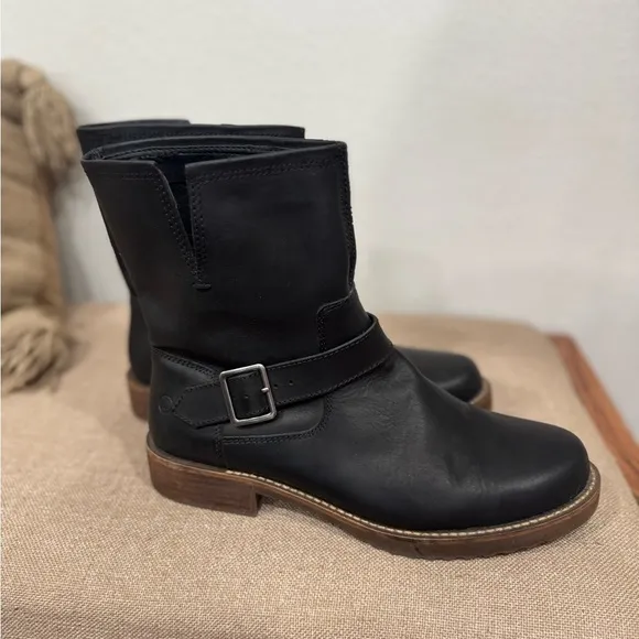 Dingo women's Casey boots leathered riding