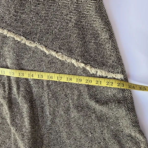 DKNY VTG Tweed Wool Asymetrical Skirt Size 12