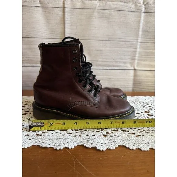 Doc Dr Martens Cherry Red Leather Boots Made In England 5 Mens/6 Wmns?‎ 8-Eye
