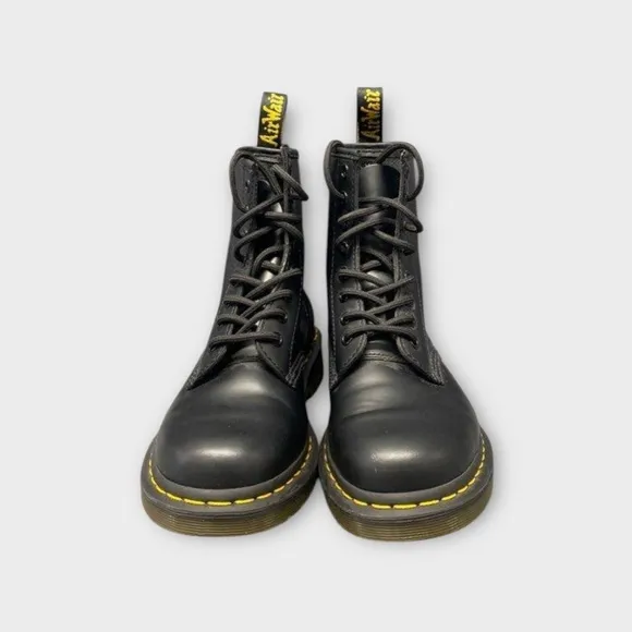 Doc Martens Matte Gel Sole Boots W5/M4