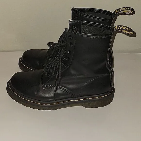 Doc Martens The Original 1460 Lace Up Black Leather Boots Women's Size 7