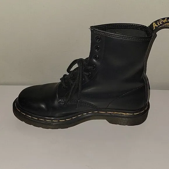 Doc Martens The Original 1460 Lace Up Black Leather Boots Women's Size 7